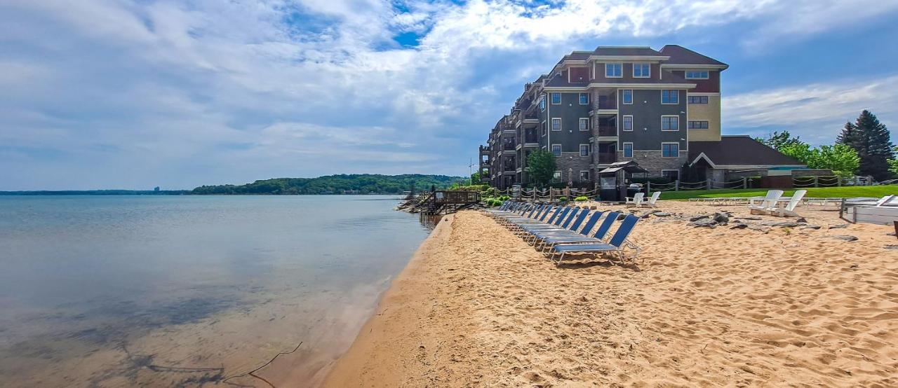 Tamarack Lodge Traverse City Ngoại thất bức ảnh